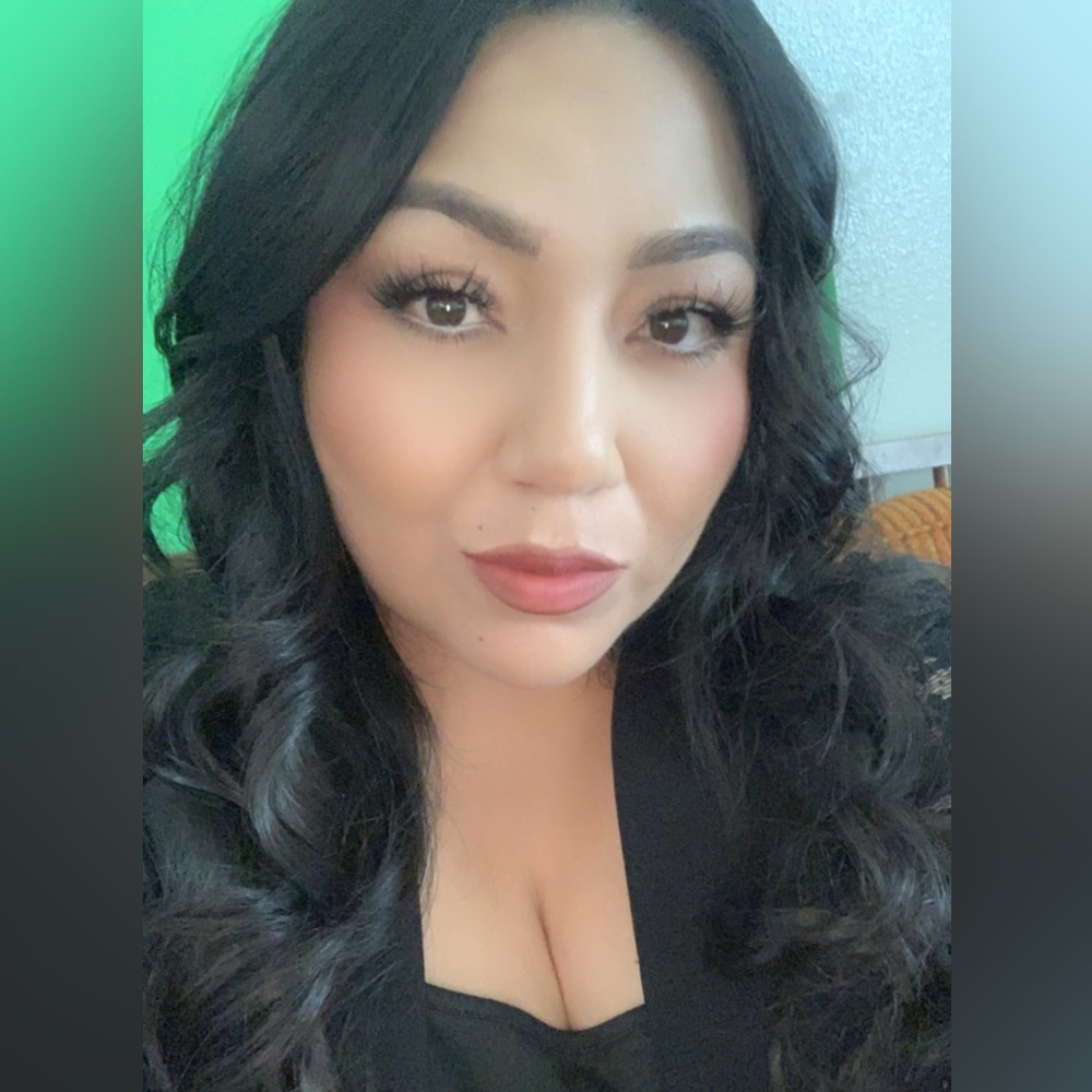Meet your Posher, Jasi